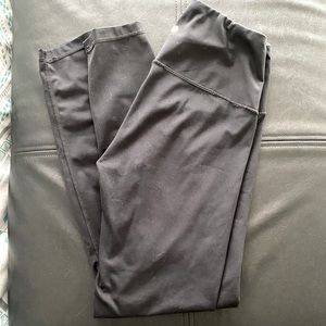 Black workout leggings